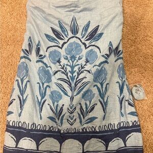 Floral Blue and Gray Patterned Fabric